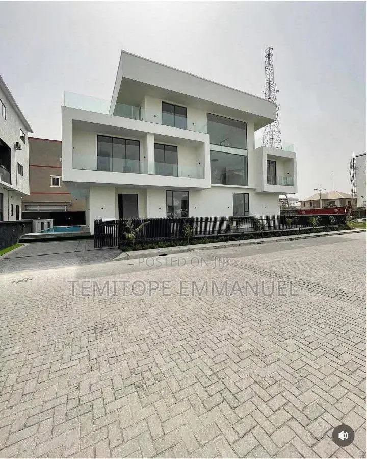 Furnished 5bdrm Duplex in Ikate for sale in Ikate