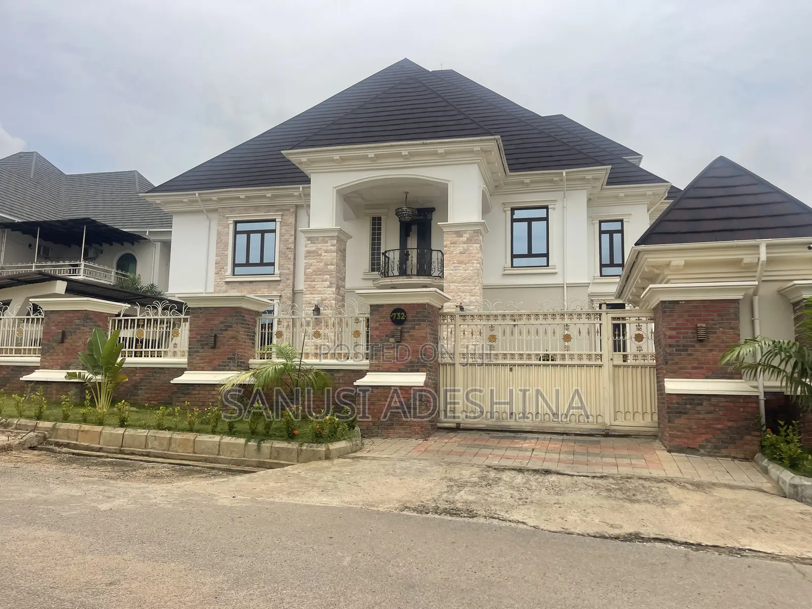 7bdrm Duplex in Mabushi,Fct Abuja for sale in Mabushi