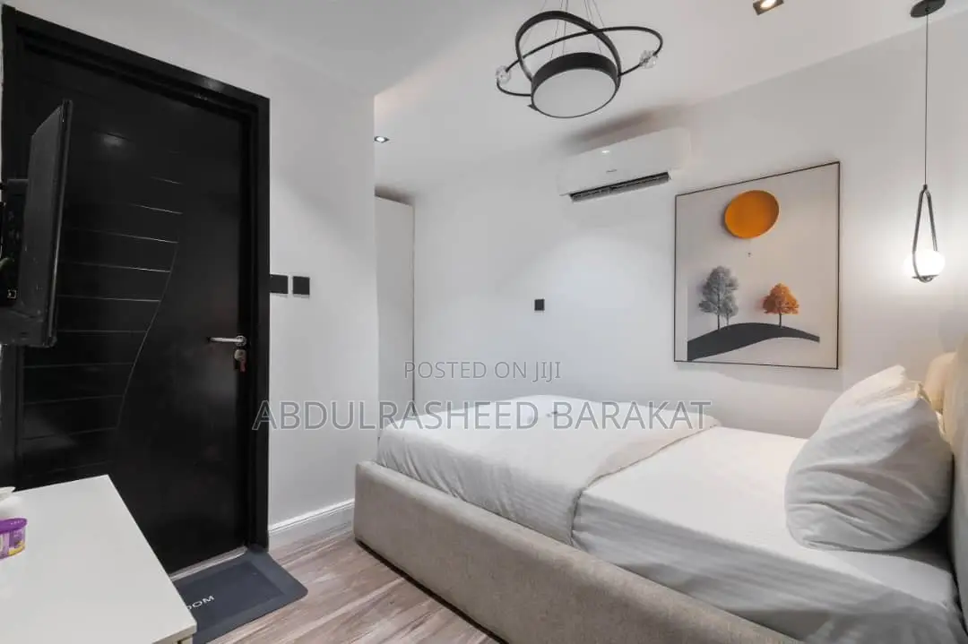 Newly Built Spacious Two Bedroom Apartment in Lekki Phase 1