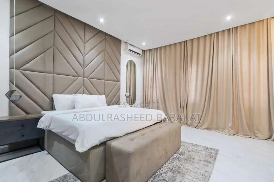 Well Furnished Luxurious Four(4) / Three(3) Bedroom Apartment in Ikate