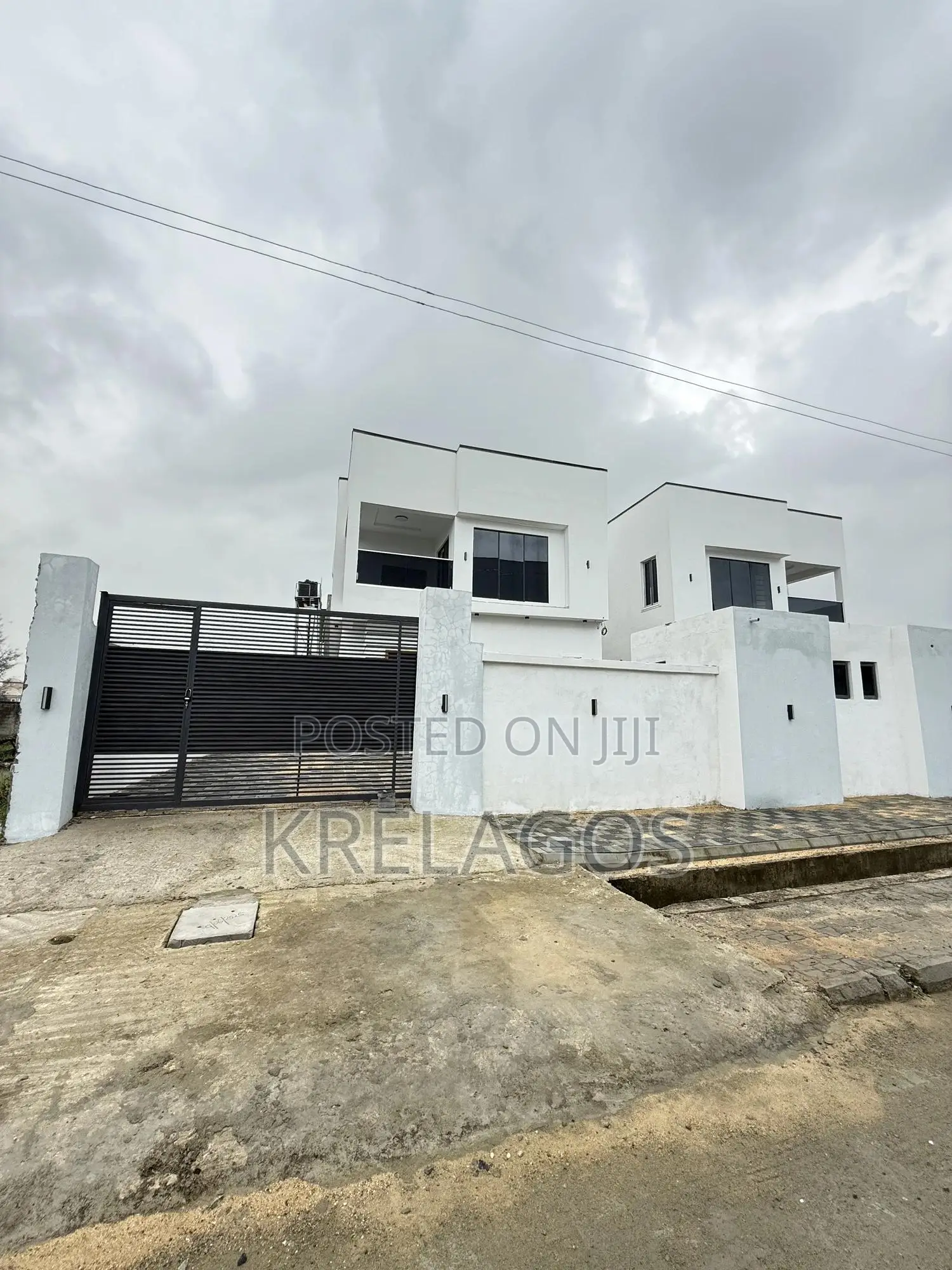 4bdrm Duplex in Abraham Adesanya for sale in Abraham Adesanya Estate