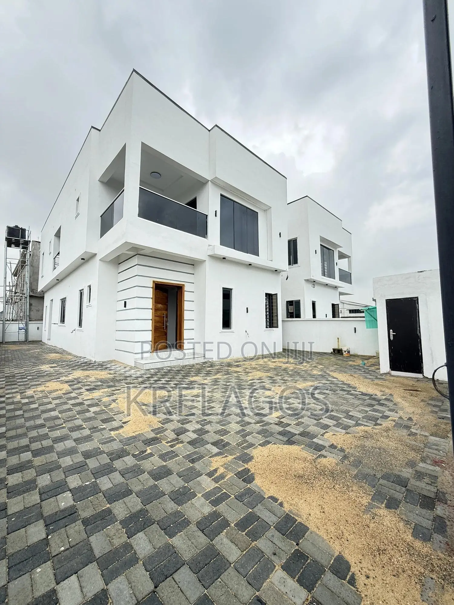 4bdrm Duplex in Abraham Adesanya for sale in Abraham Adesanya Estate
