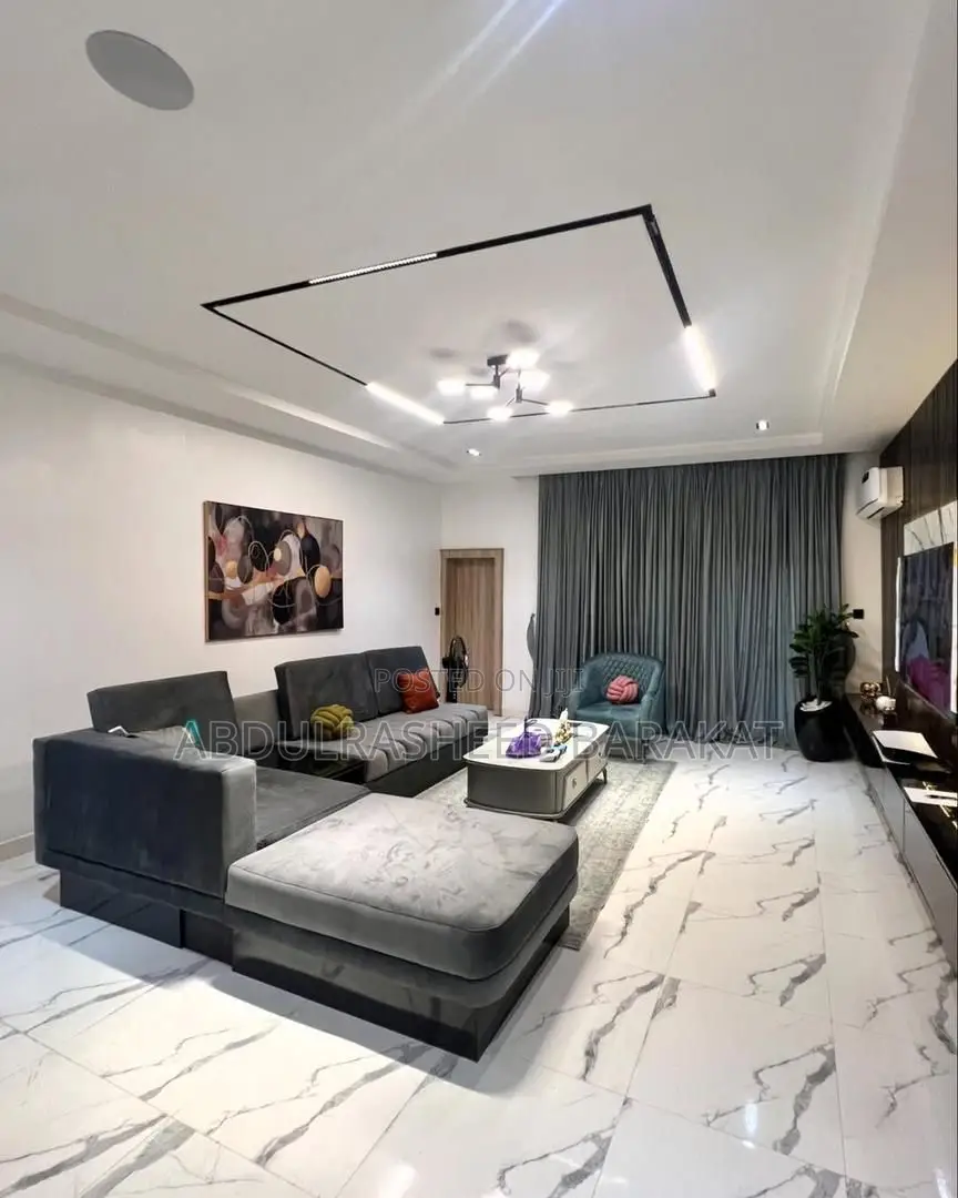 *Luxury Three Bedroom With Bathub, Ps5, Snooker* in Wuye