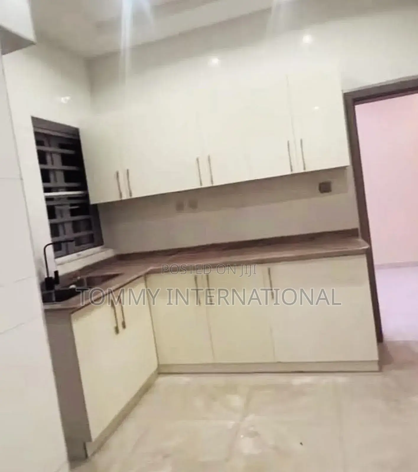 3bdrm Duplex in Shell Cooperative, Port-Harcourt for sale in Port-Harcourt