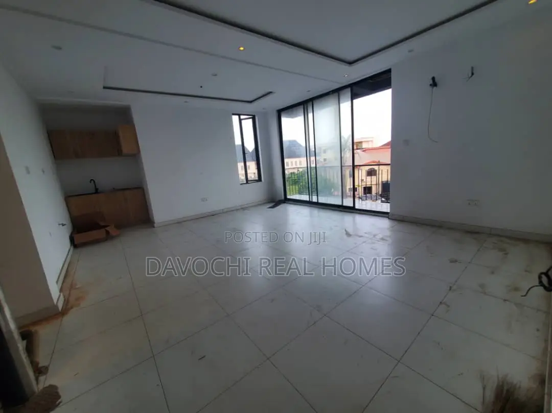 2bdrm Apartment in Chomley Court, for rent in Agungi