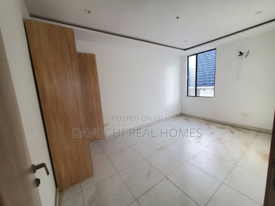 2bdrm Apartment in Chomley Court, for rent in Agungi