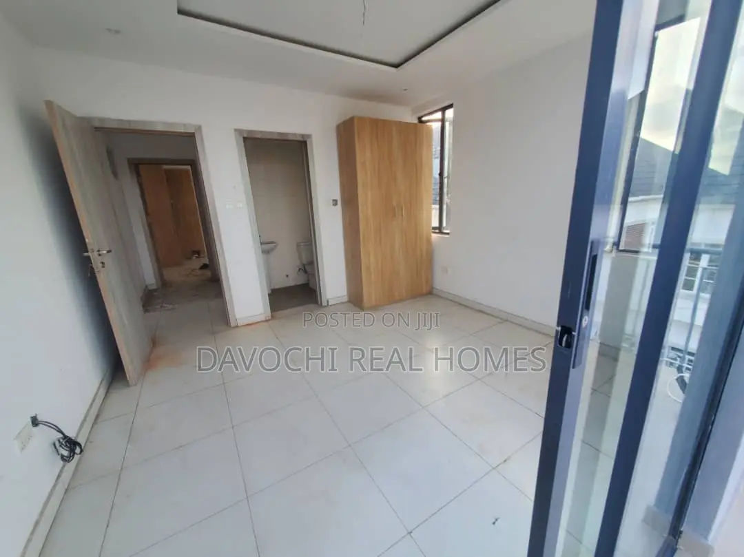2bdrm Apartment in Chomley Court, for rent in Agungi