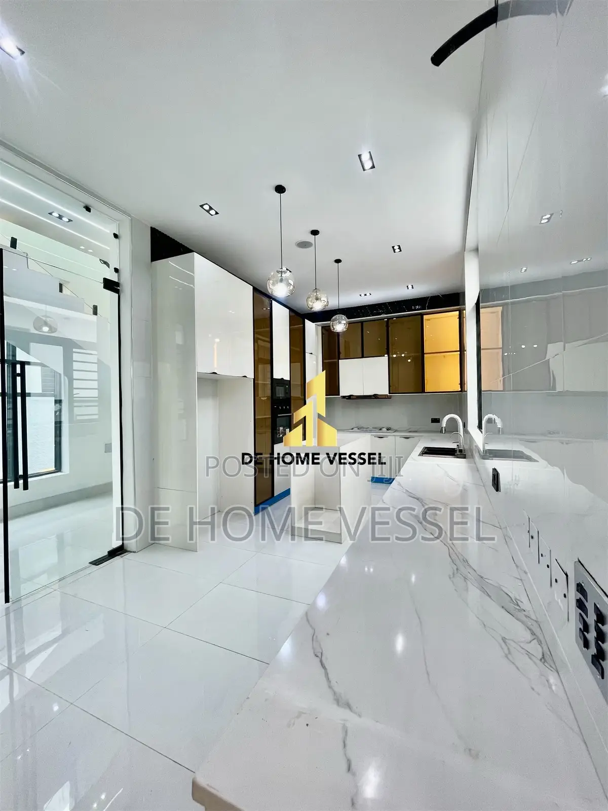 5bdrm Duplex in Ajah for sale in Ajah