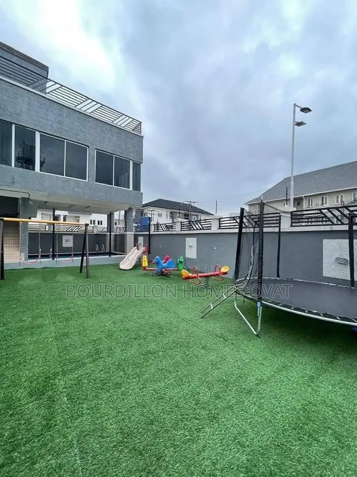 2bdrm Duplex in Ikate for sale in Ikate