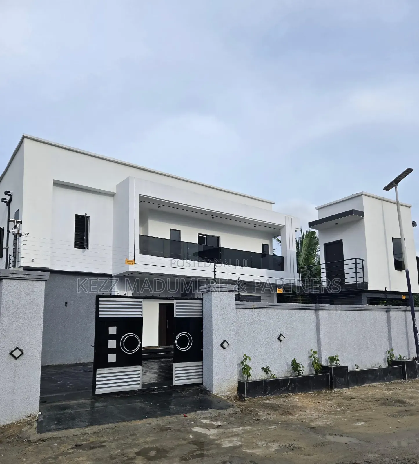 5bdrm Duplex in Gated Estate Nta for sale in Port-Harcourt