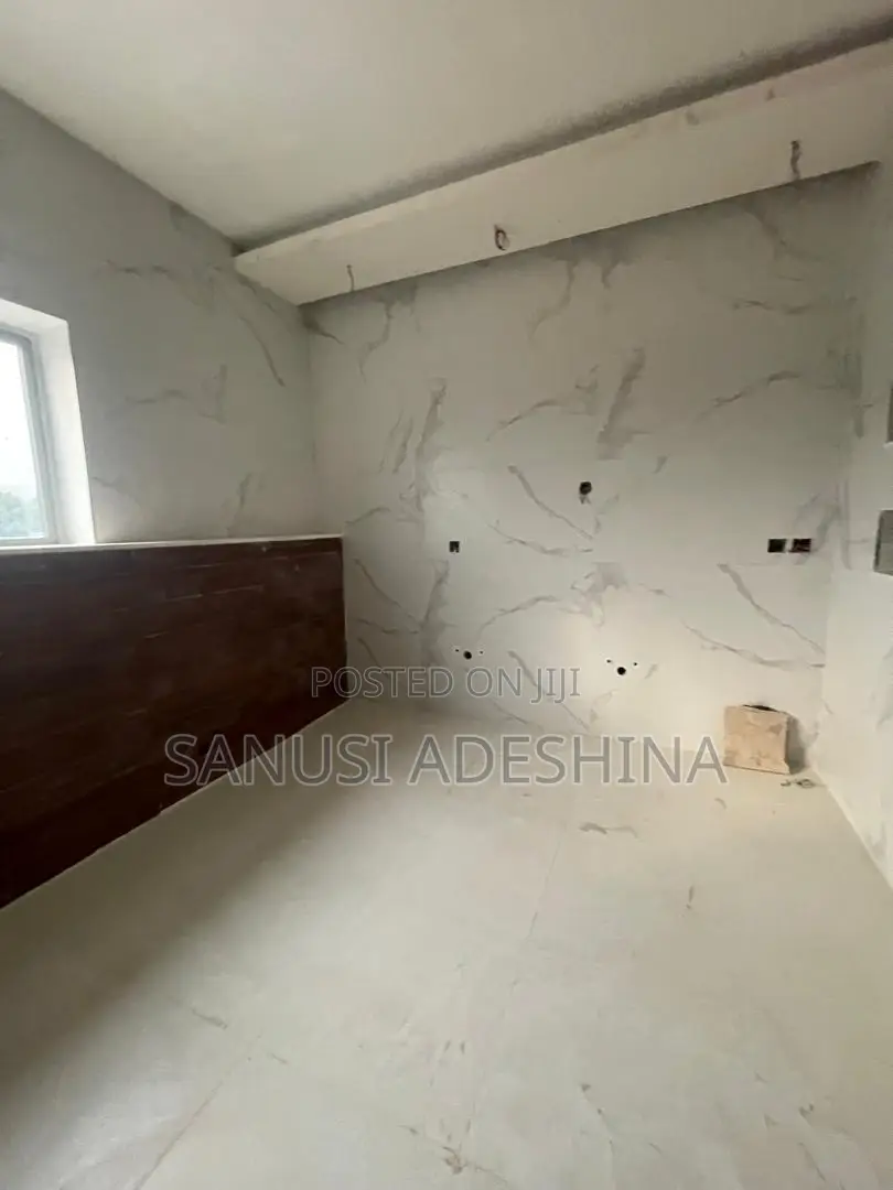 5bdrm Duplex in Gwarimpa Estate,Fct, Gwarinpa for sale in Gwarinpa