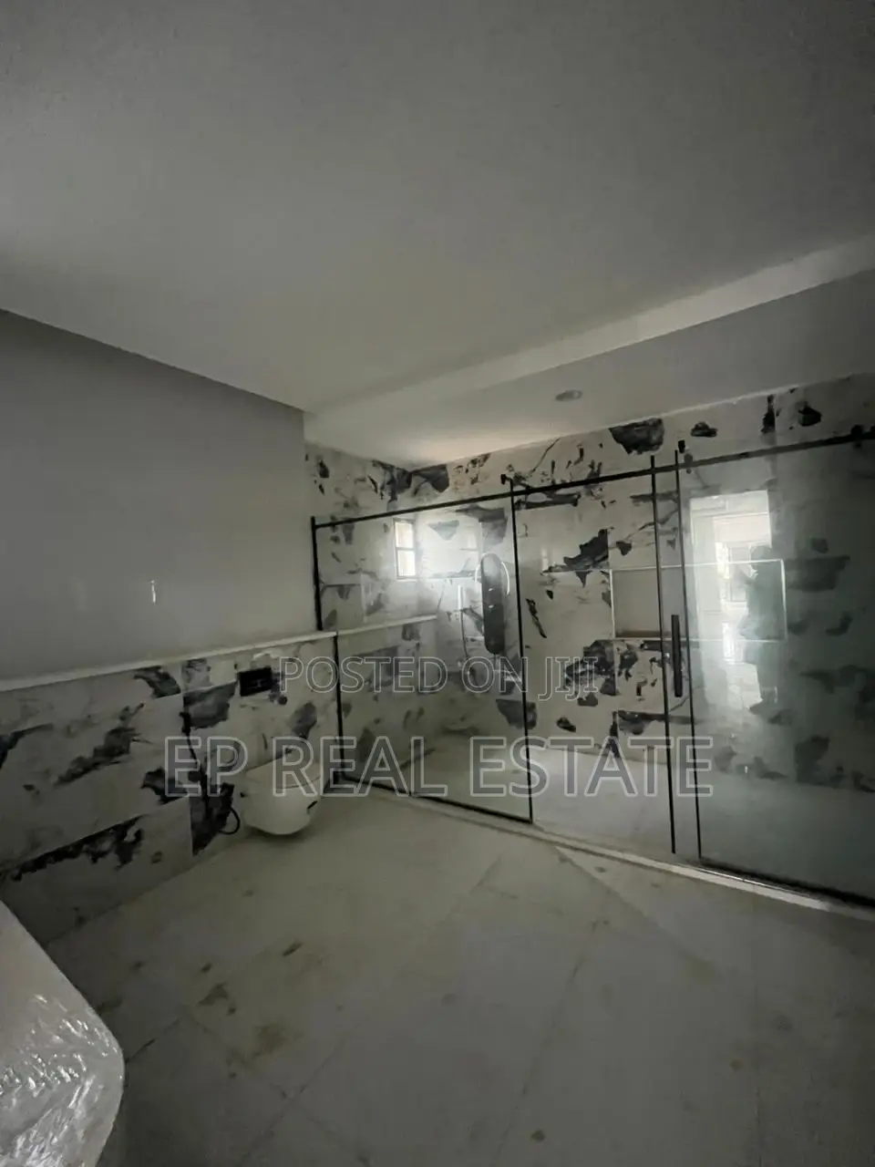 5bdrm House in Guzape District for sale in Guzape District