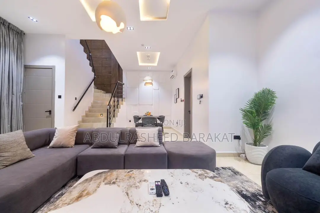3 Bedroom Terrace With a Cinema Pool Gym Bathtub Rooftop Jacuzzi Ps5 in Ikate