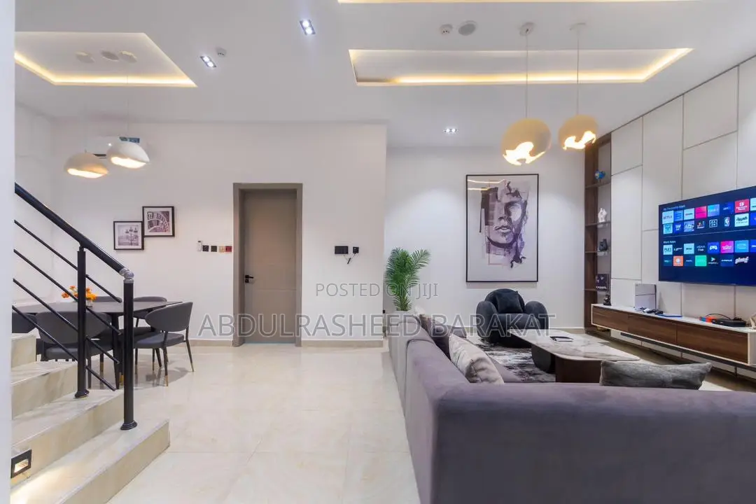 3 Bedroom Terrace With a Cinema Pool Gym Bathtub Rooftop Jacuzzi Ps5 in Ikate