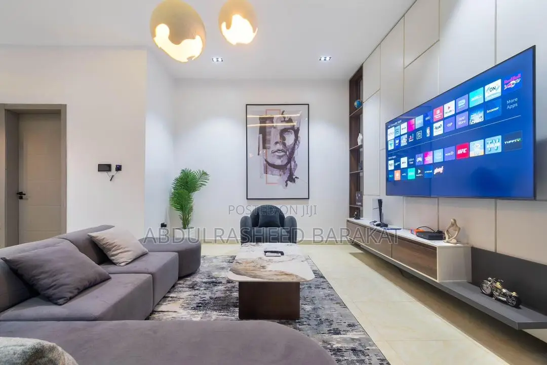 3 Bedroom Terrace With a Cinema Pool Gym Bathtub Rooftop Jacuzzi Ps5 in Ikate