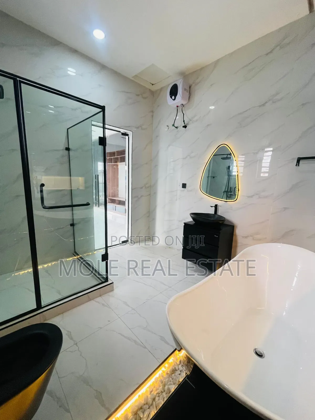 Furnished 4bdrm Duplex in Chevron, Lekki for sale in Lekki
