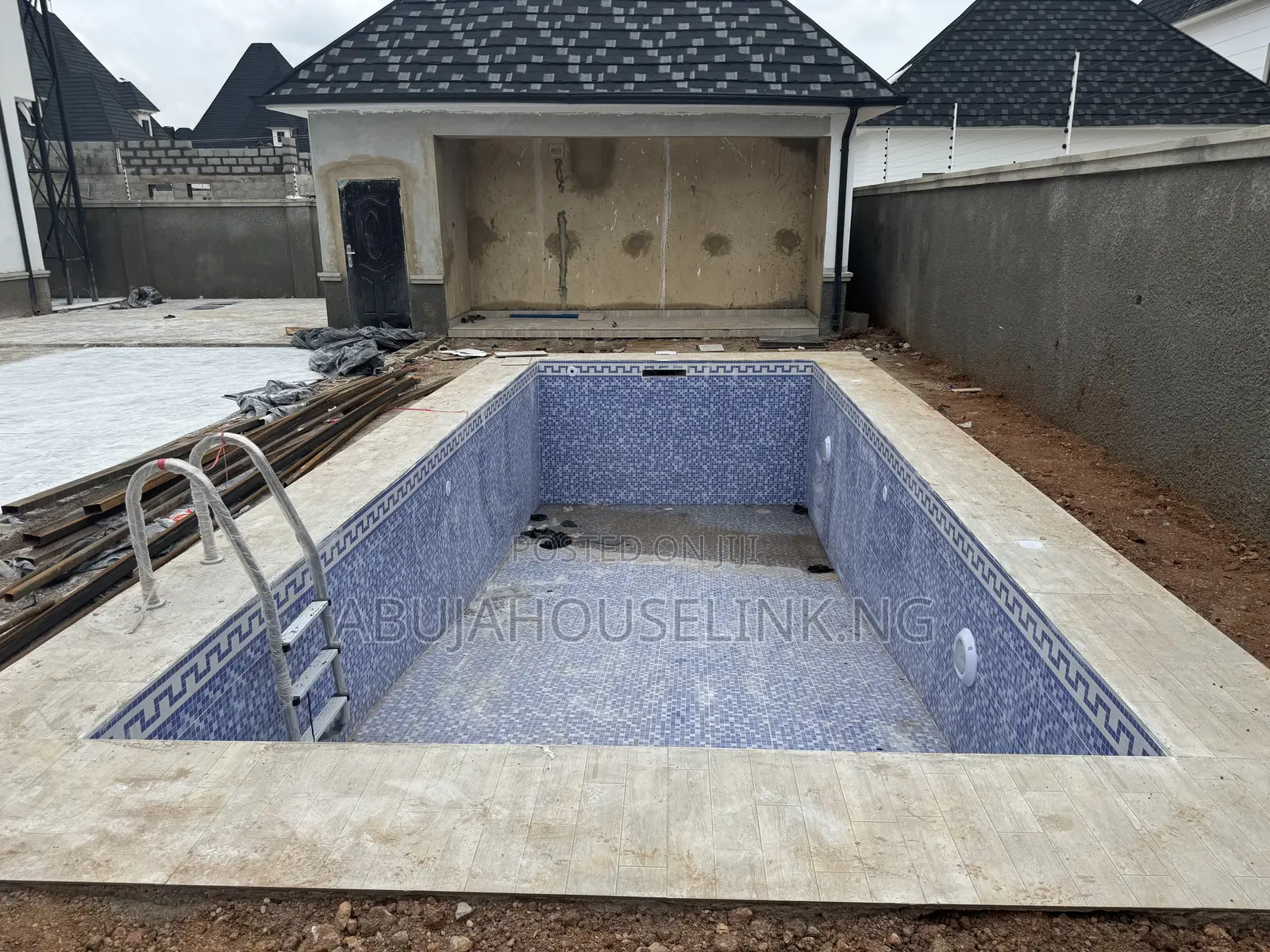 7bdrm Duplex in Efab Metropolis, Gwarinpa for sale in Gwarinpa