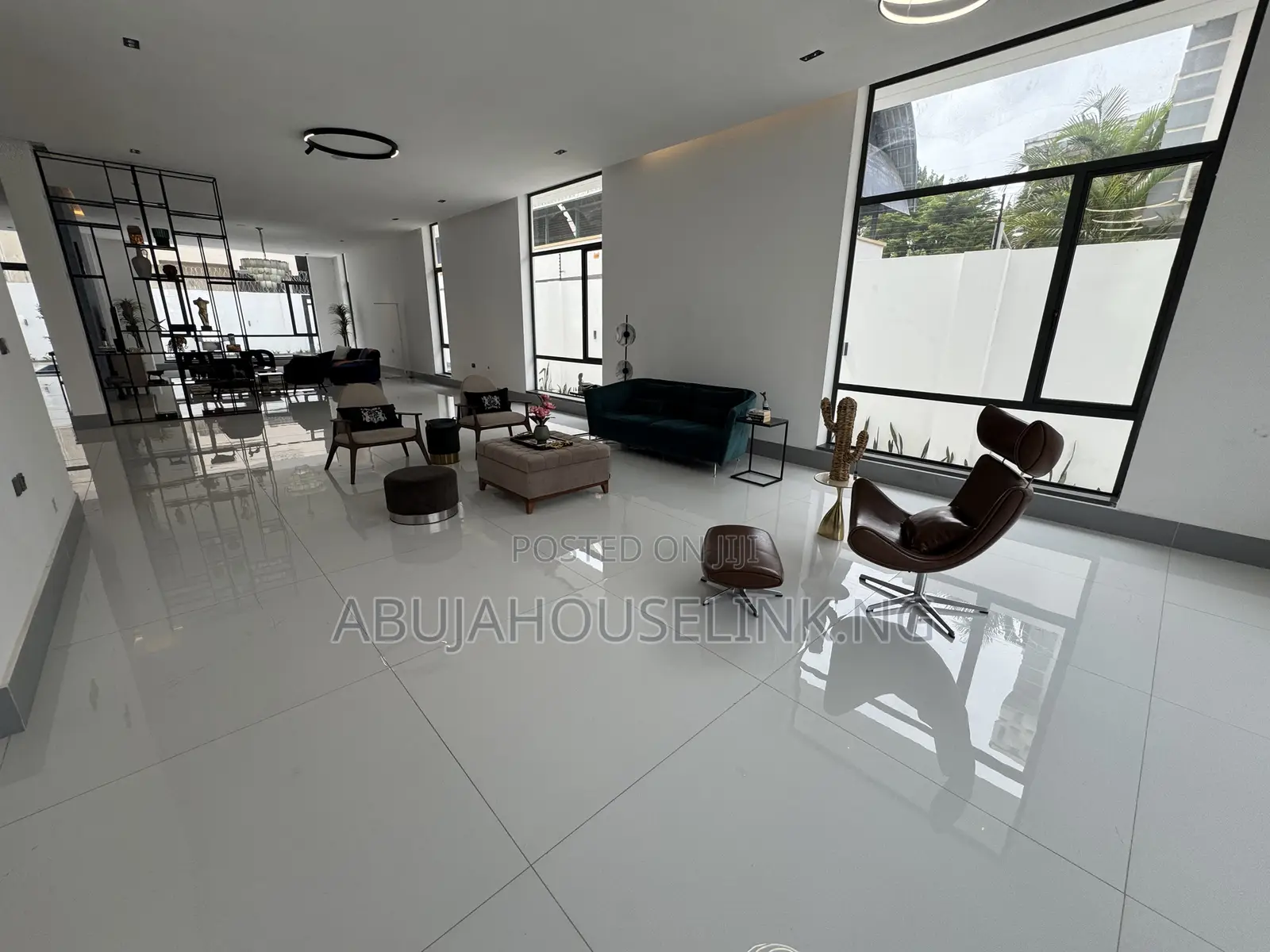 Furnished 8bdrm Duplex in Asokoro Main Abuja for sale in Asokoro