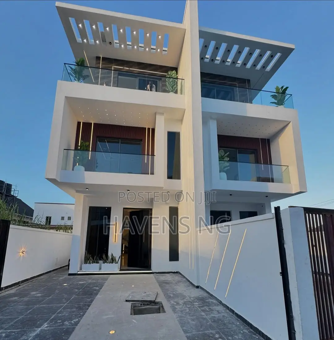 4bdrm Duplex in Abraham Adesanya Estate for sale in Abraham Adesanya Estate