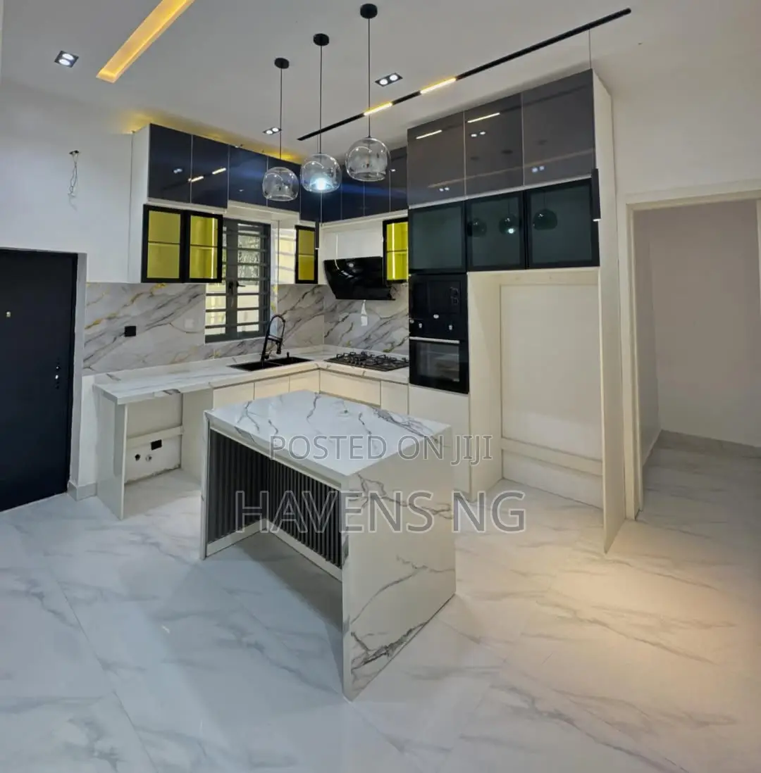 4bdrm Duplex in Abraham Adesanya Estate for sale in Abraham Adesanya Estate