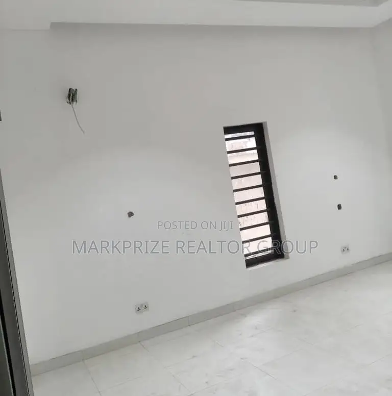 5bdrm Duplex in Old Ikoyi Lagos for sale in Old Ikoyi