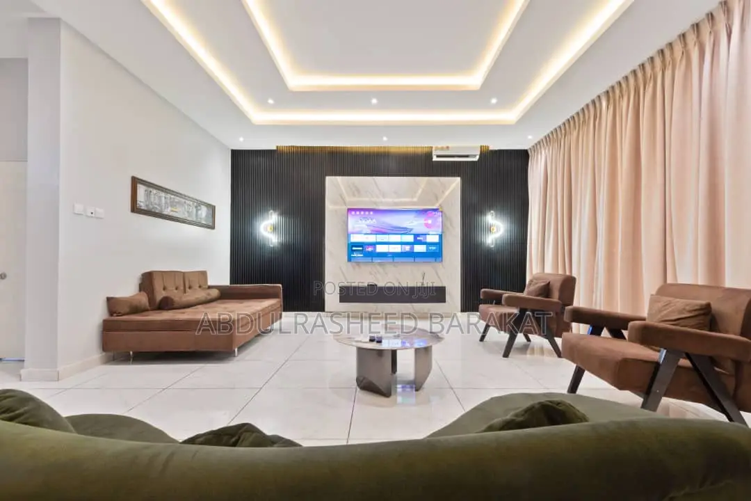Luxury 4 Units of 4 Bedroom Apartment Self Compound in Victoria Island