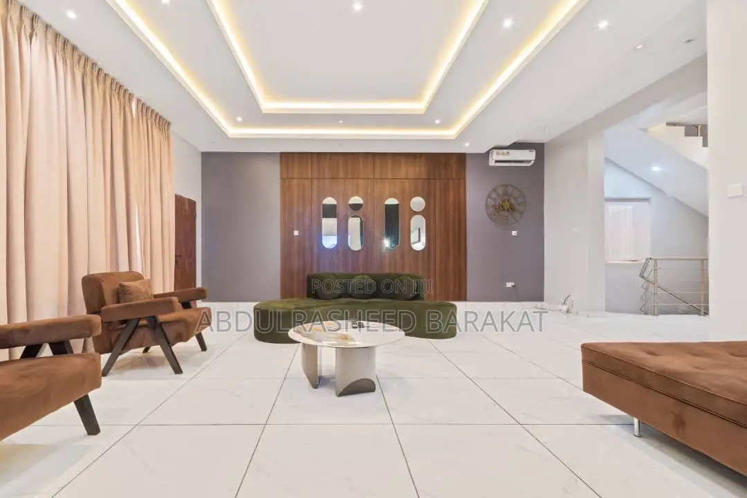 Luxury 4 Units of 4 Bedroom Apartment Self Compound in Victoria Island