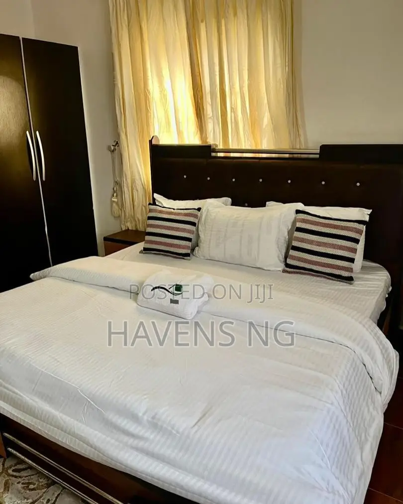 Fully Furnished 3-Bedroom Apartment – Shortlet Available in Benin City