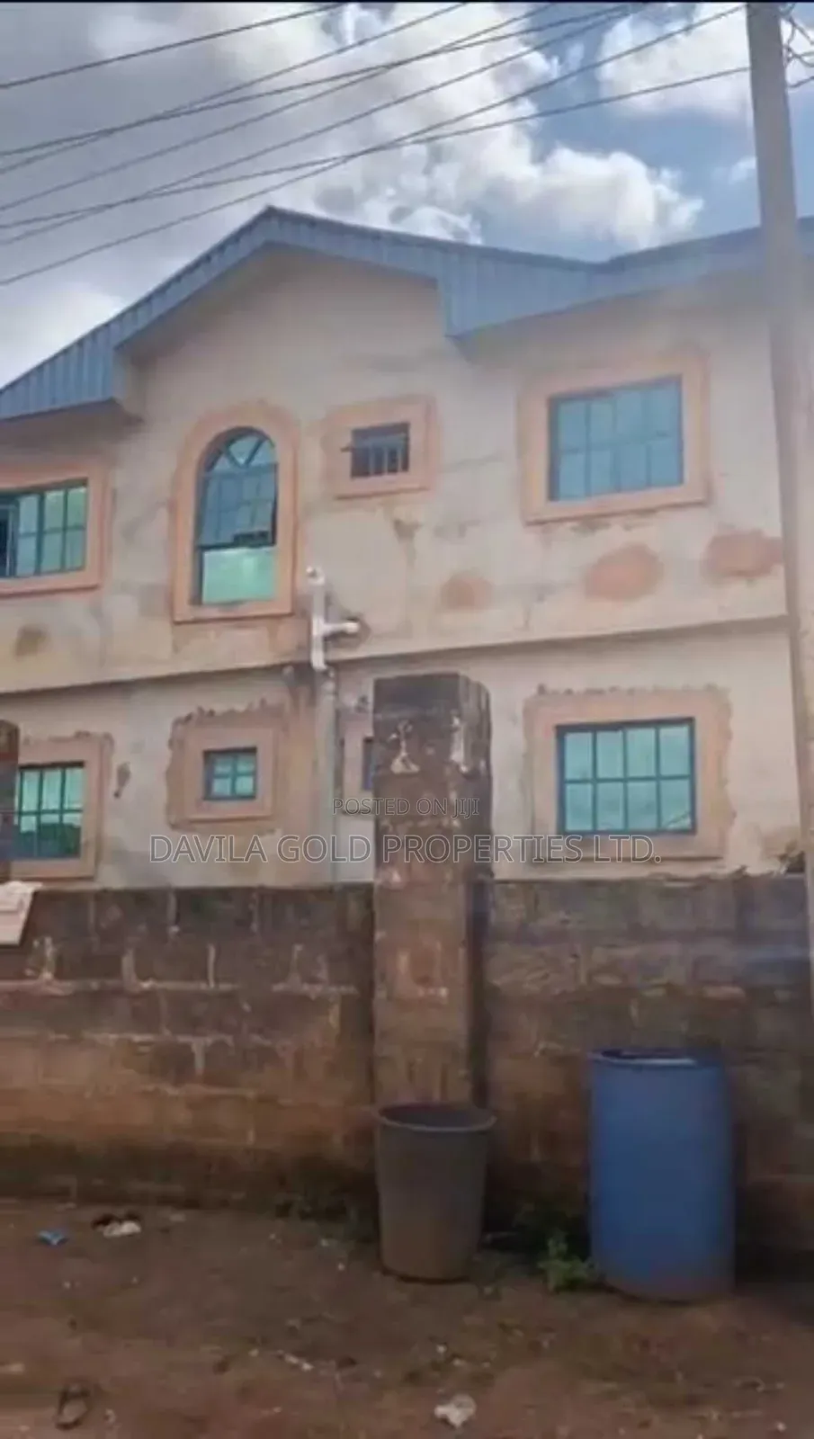 12bdrm Block of Flats in Benin City for rent in Benin City