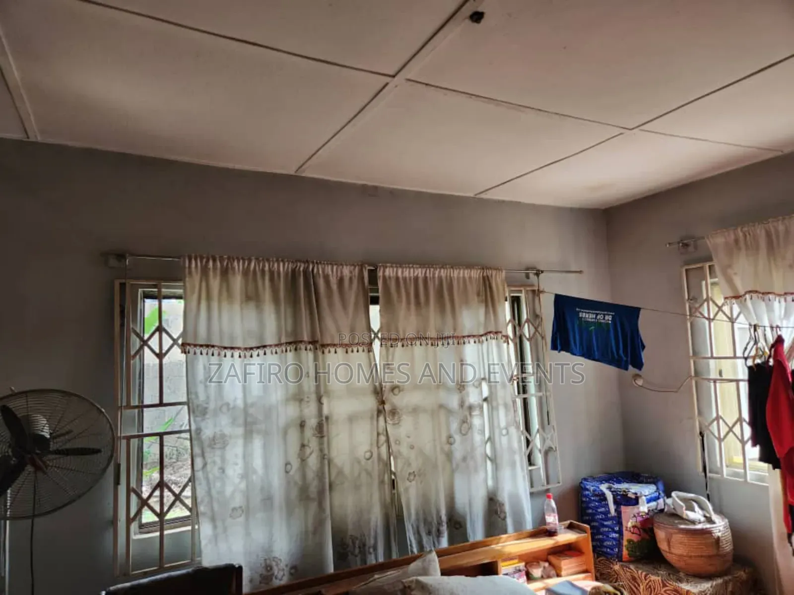 5bdrm Bungalow in Crown Height Area for sale in Ibadan