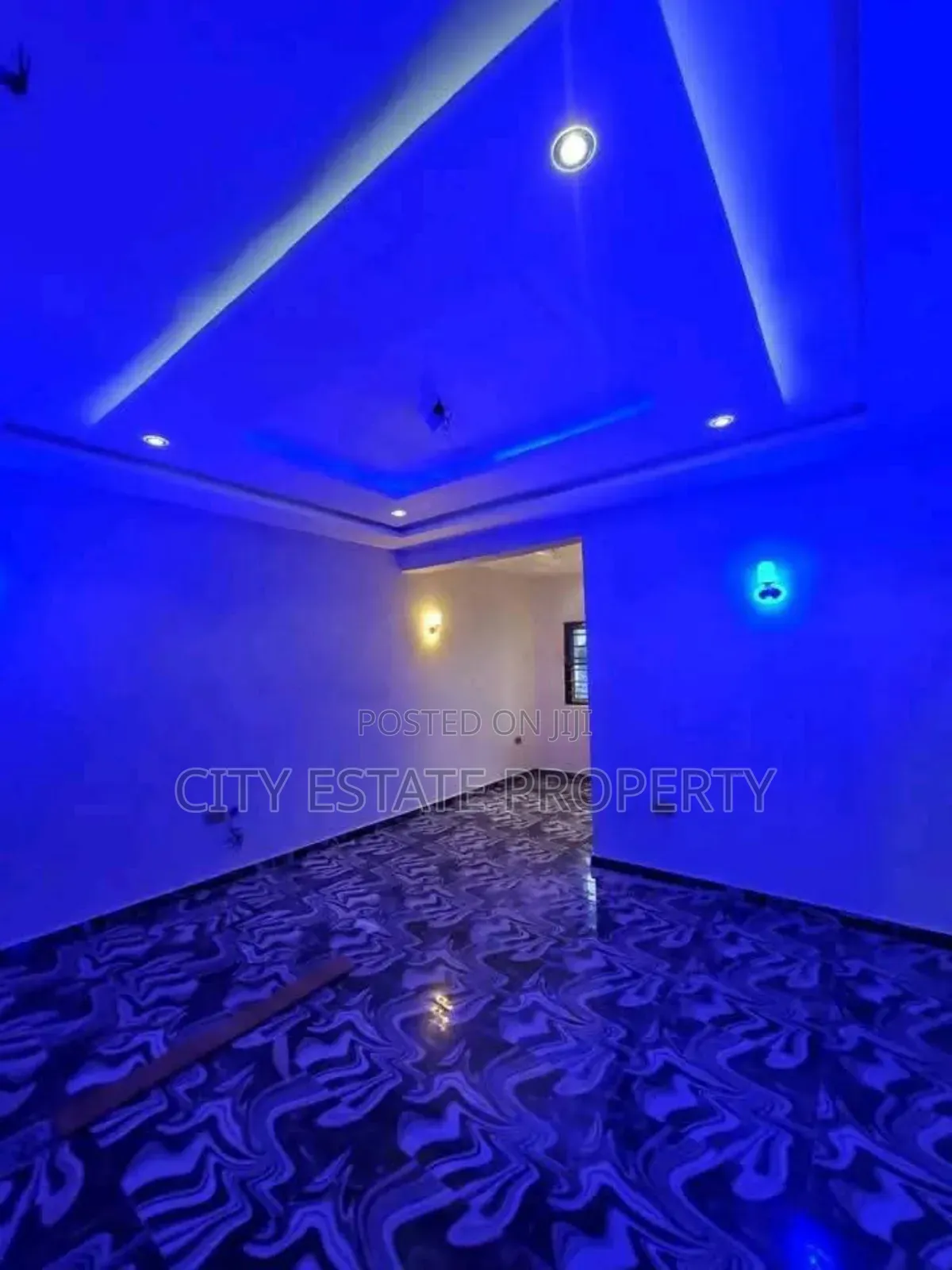 2bdrm Block of Flats in City Estate, Port-Harcourt for rent in Port-Harcourt