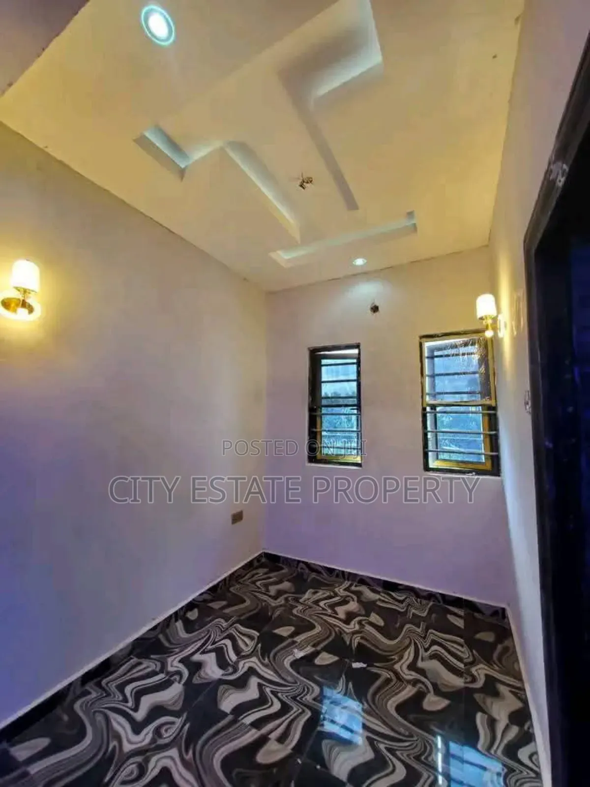 2bdrm Block of Flats in City Estate, Port-Harcourt for rent in Port-Harcourt