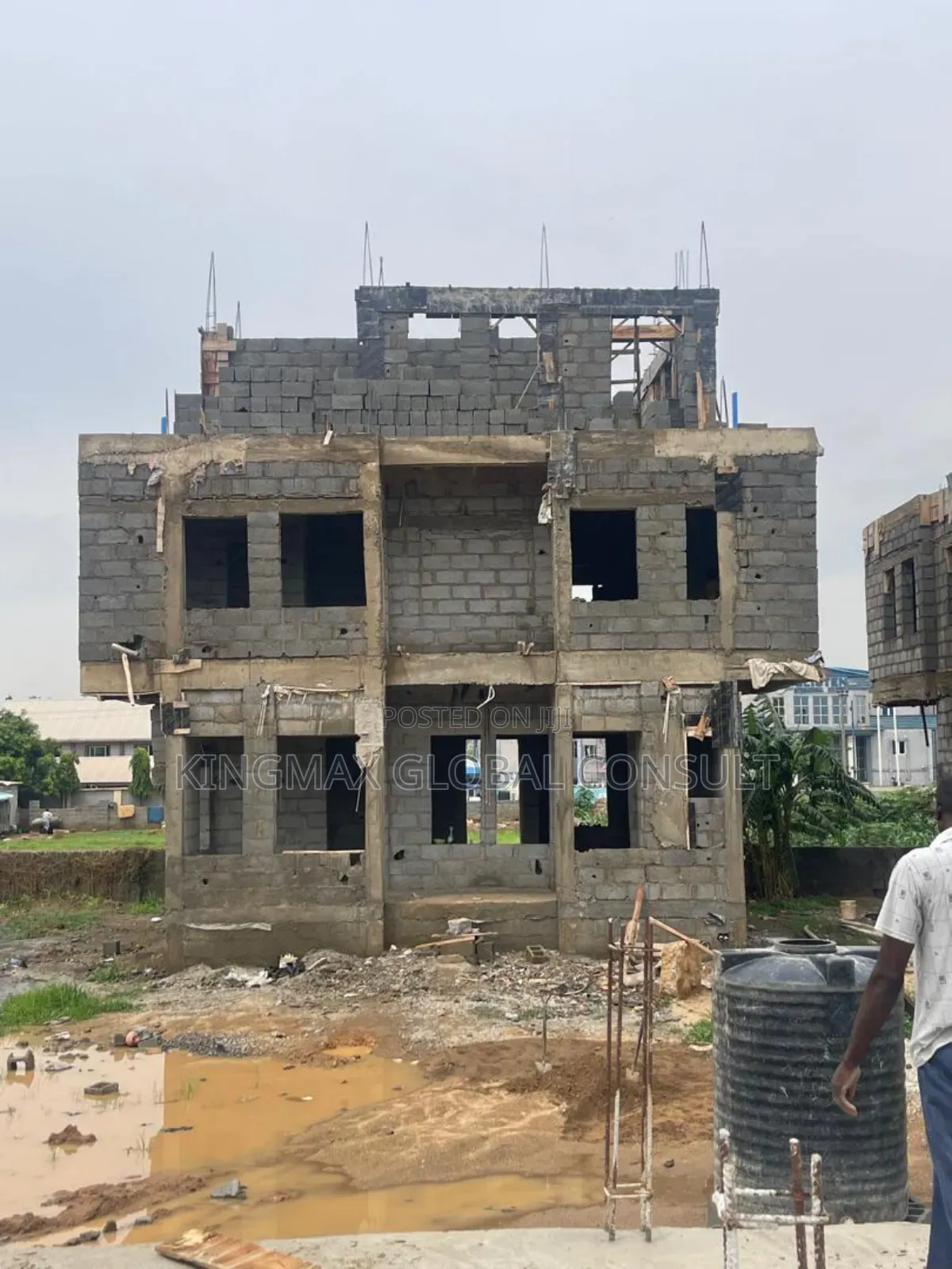 5bdrm Duplex in Opposite Glisten, Jahi for sale in Jahi