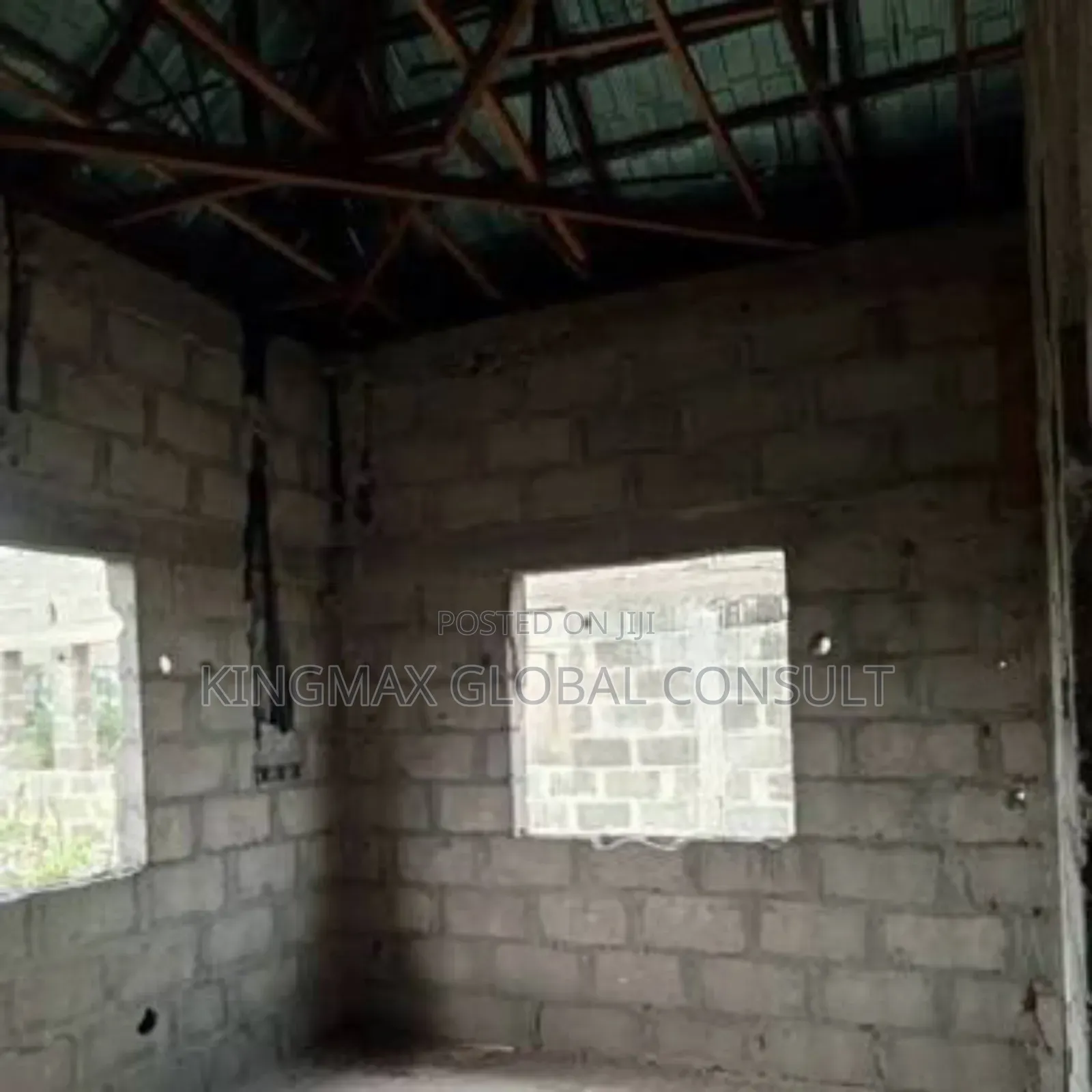 5bdrm Duplex in Opposite Glisten, Jahi for sale in Jahi