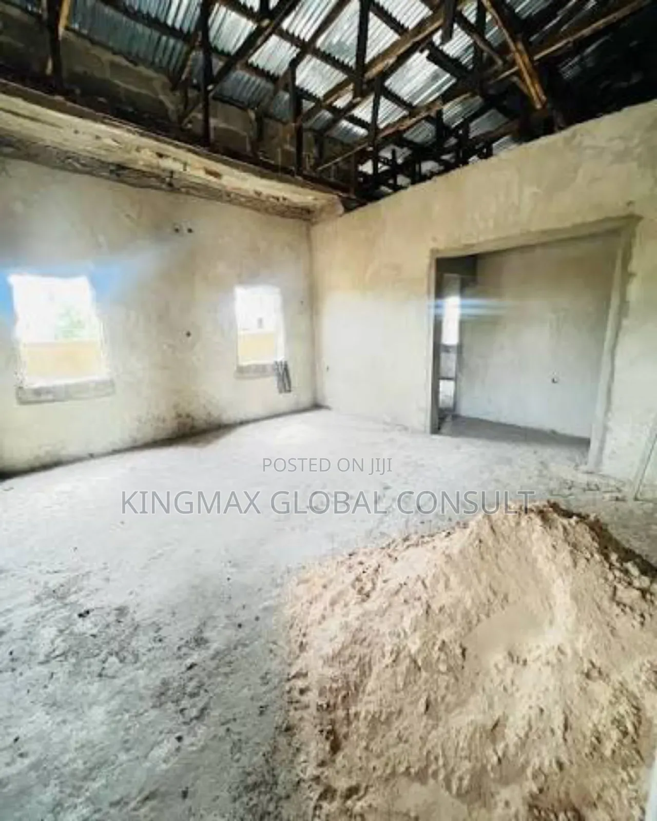 5bdrm Duplex in Opposite Glisten, Jahi for sale in Jahi