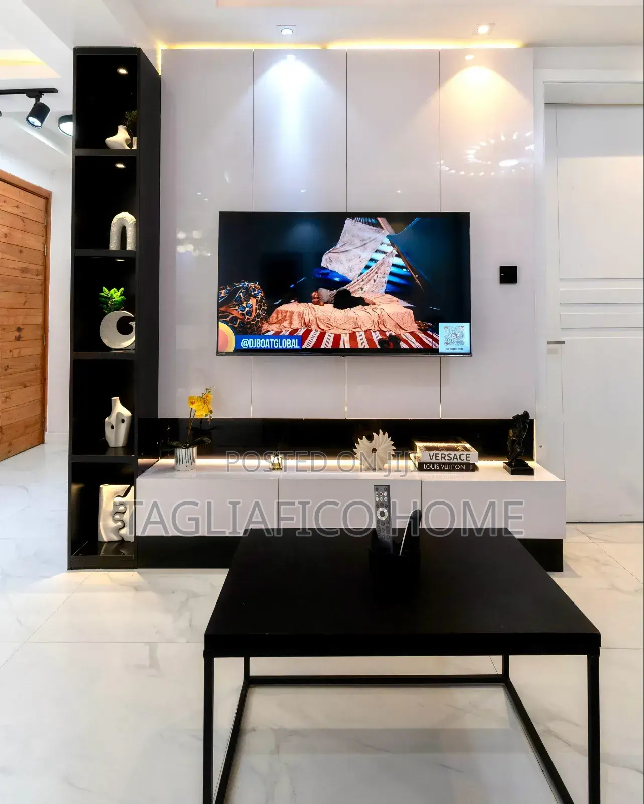 Morden 1 Bedroom Service Apartment in Lekki Phase 1