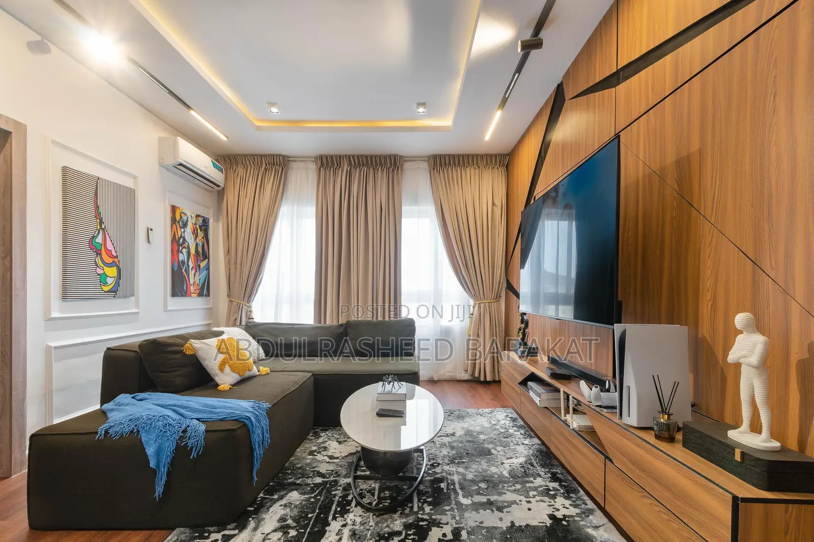 Brand New Luxurious Two Bedroom Apartment in Chevron