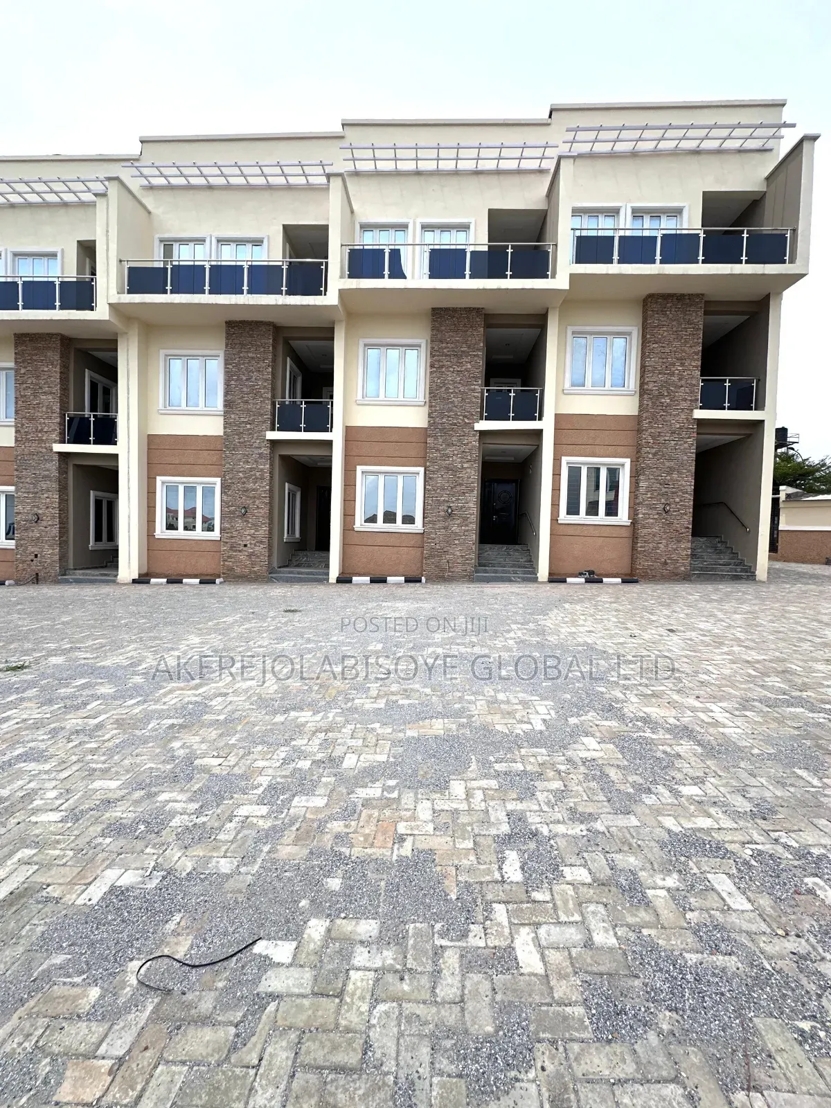 4bdrm Duplex in Guzape Abuja for sale in Guzape District