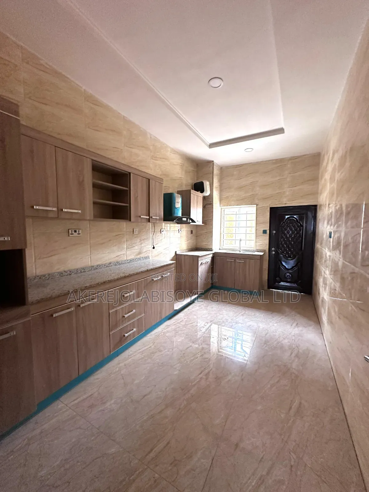 4bdrm Duplex in Guzape Abuja for sale in Guzape District