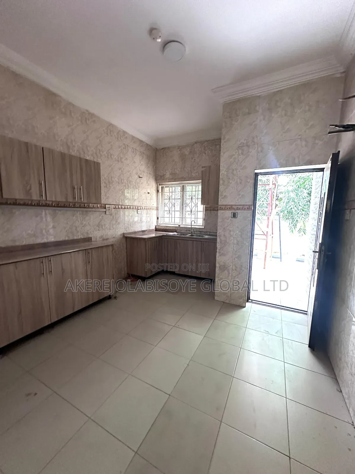 3bdrm Duplex in Gwarinpa Main for rent in Gwarinpa