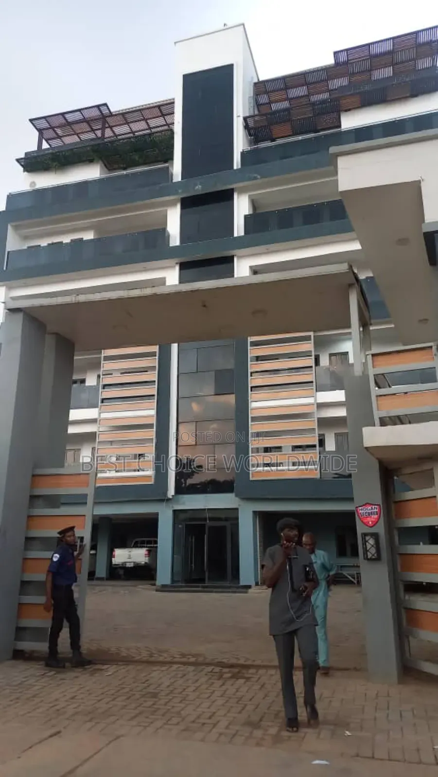3bdrm Block of Flats in Oluyole Estay for rent in Oluyole Estate