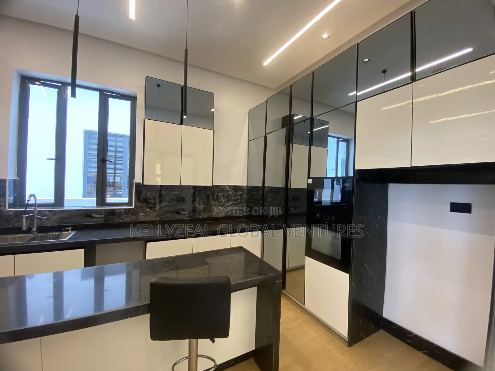 5bdrm Duplex in Lekki Palm City, VGC / Ajah for sale in VGC / Ajah