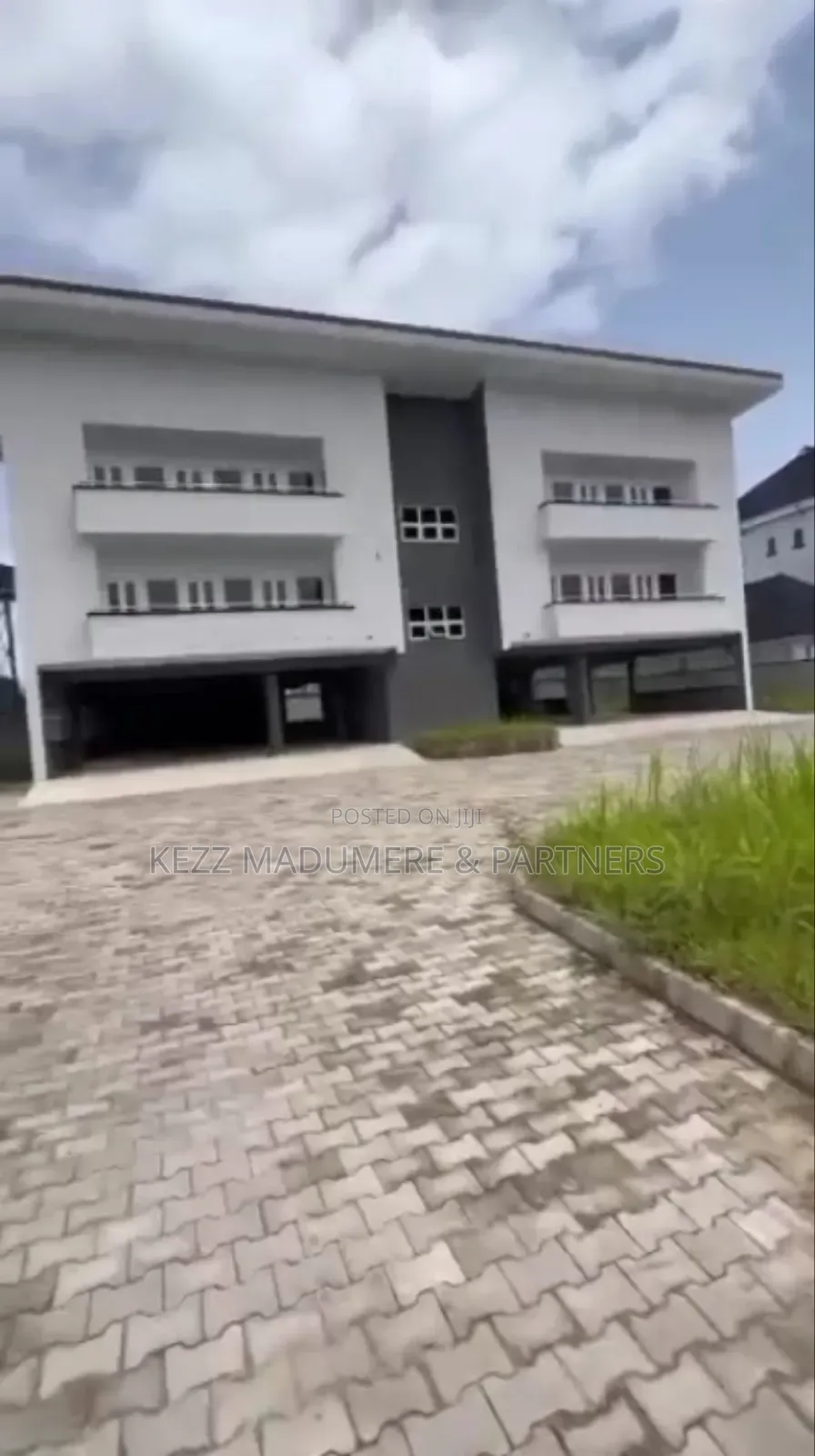 12bdrm Block of Flats in Old Gra Port for rent in Port-Harcourt