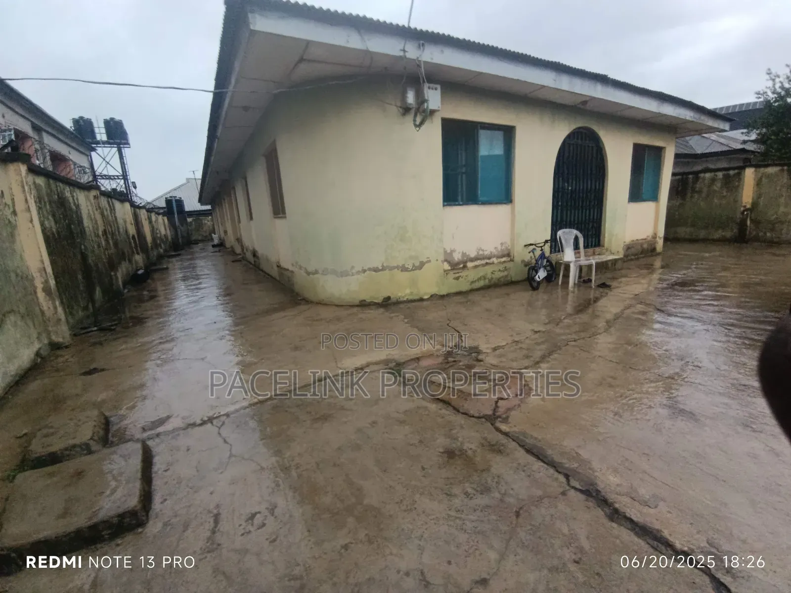6bdrm Block of Flats in New London Estate, Baruwa for sale in Baruwa