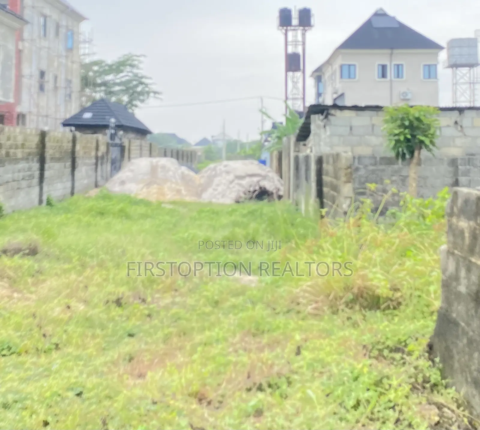 Sweet Deal! 400sqm Fenced Land by Shoprite Sangotedo in Sangotedo