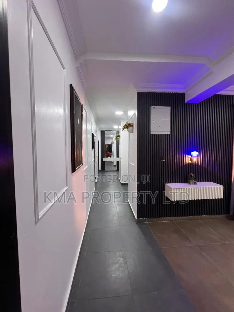 Luxurious 5 Bedroom Sea View Apartment With Pool and Snooker in Victoria Island Extension
