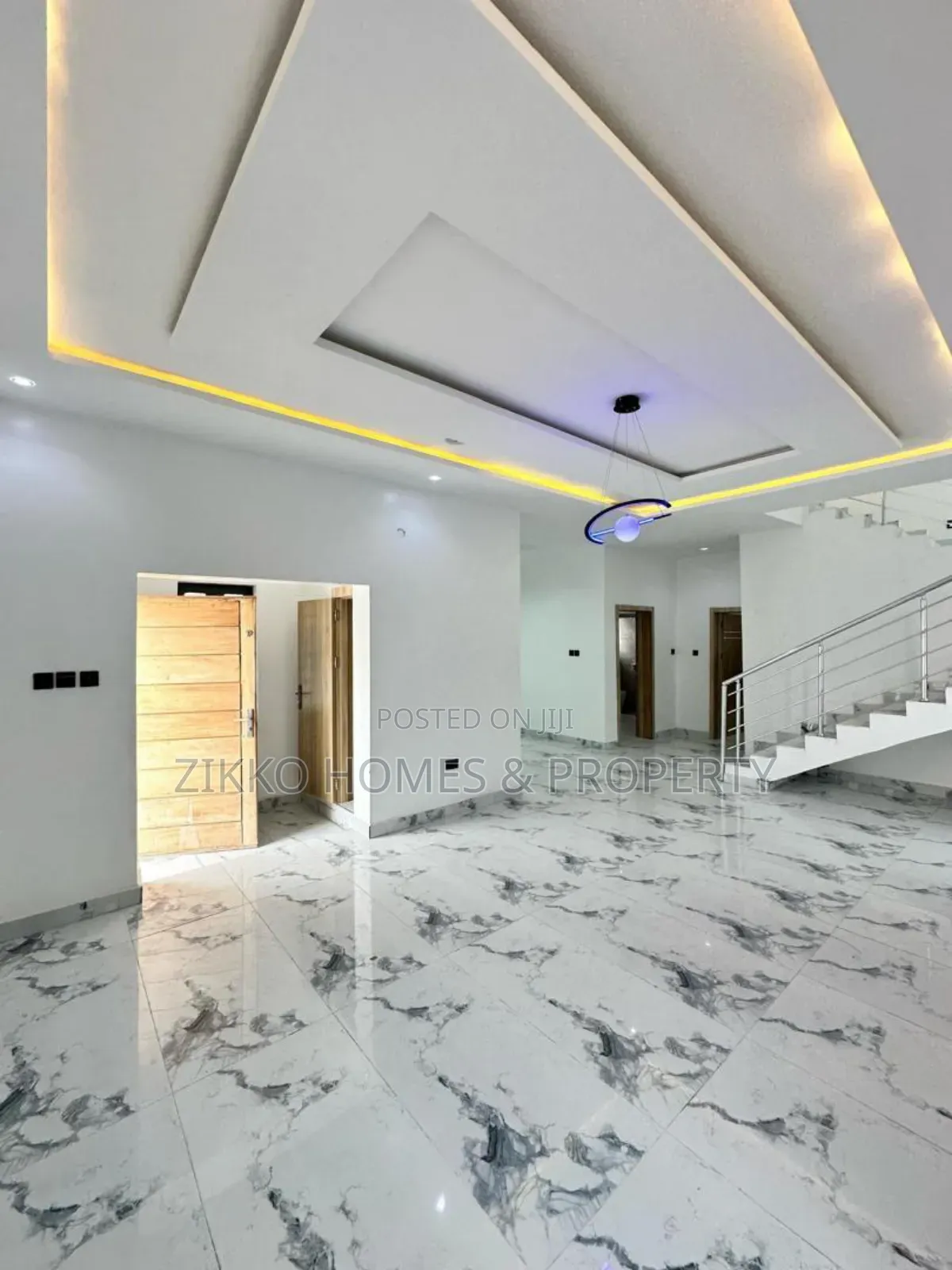 5bdrm Duplex in Ologolo, Lekki for sale in Lekki