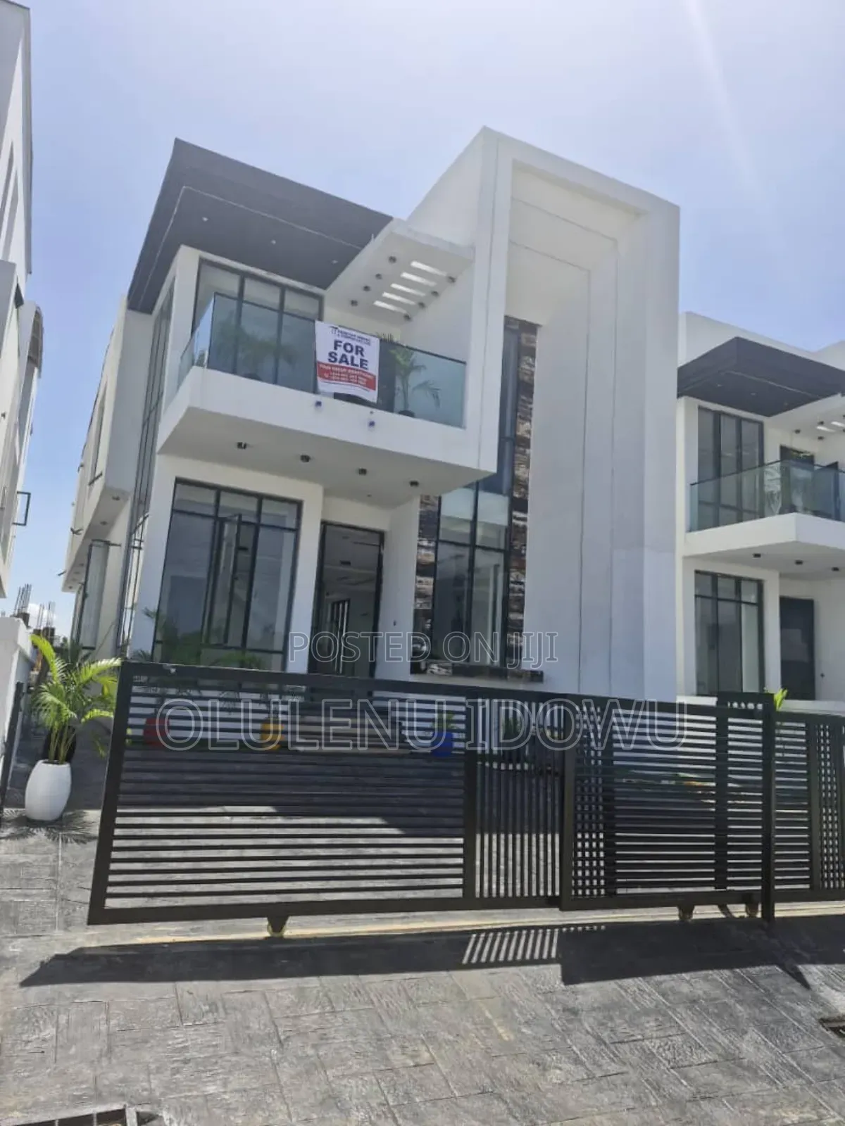 Furnished 5bdrm Duplex in Lagos Island (Eko) for sale in Lagos Island (Eko)