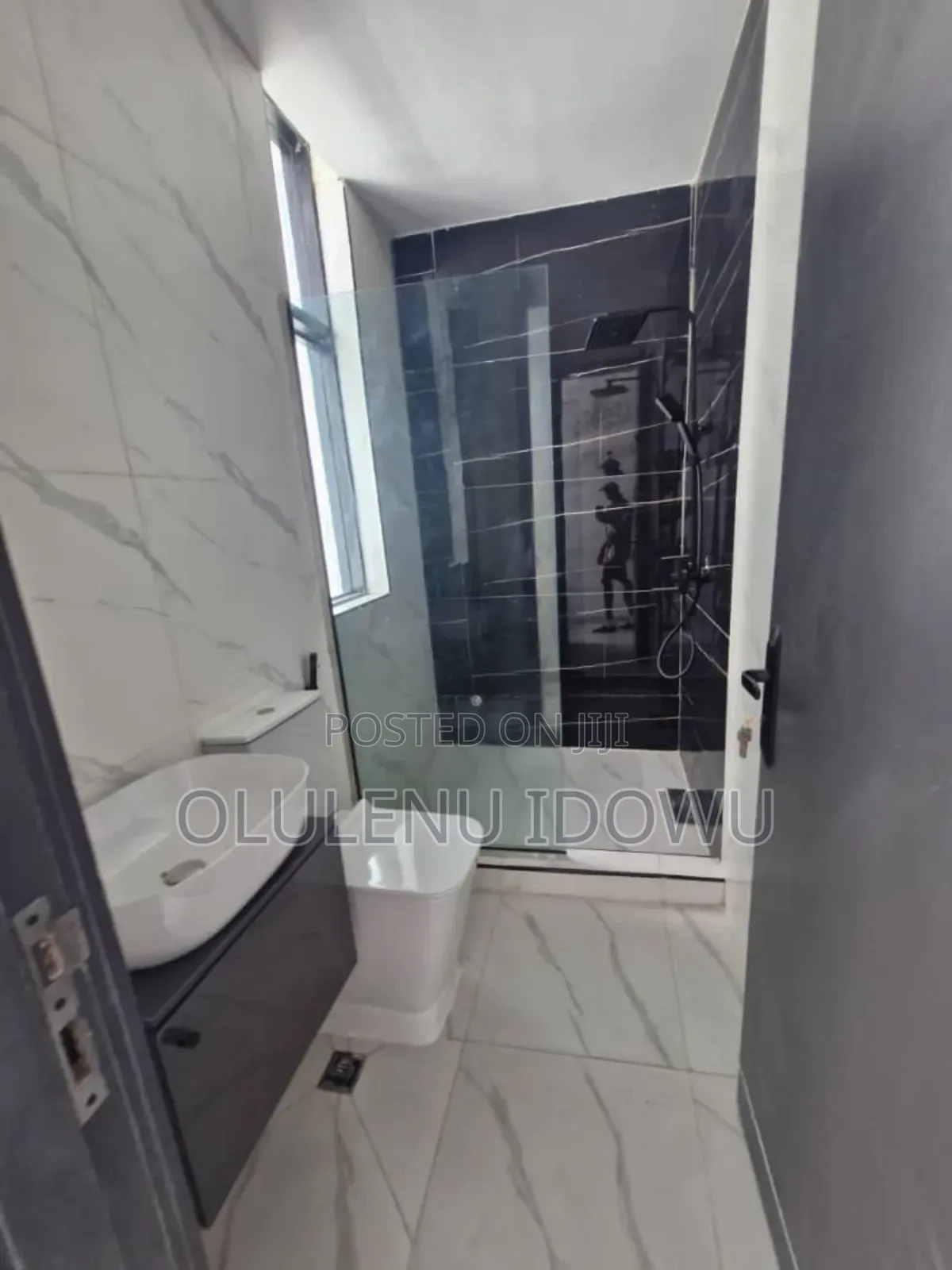 Furnished 5bdrm Duplex in Lagos Island (Eko) for sale in Lagos Island (Eko)