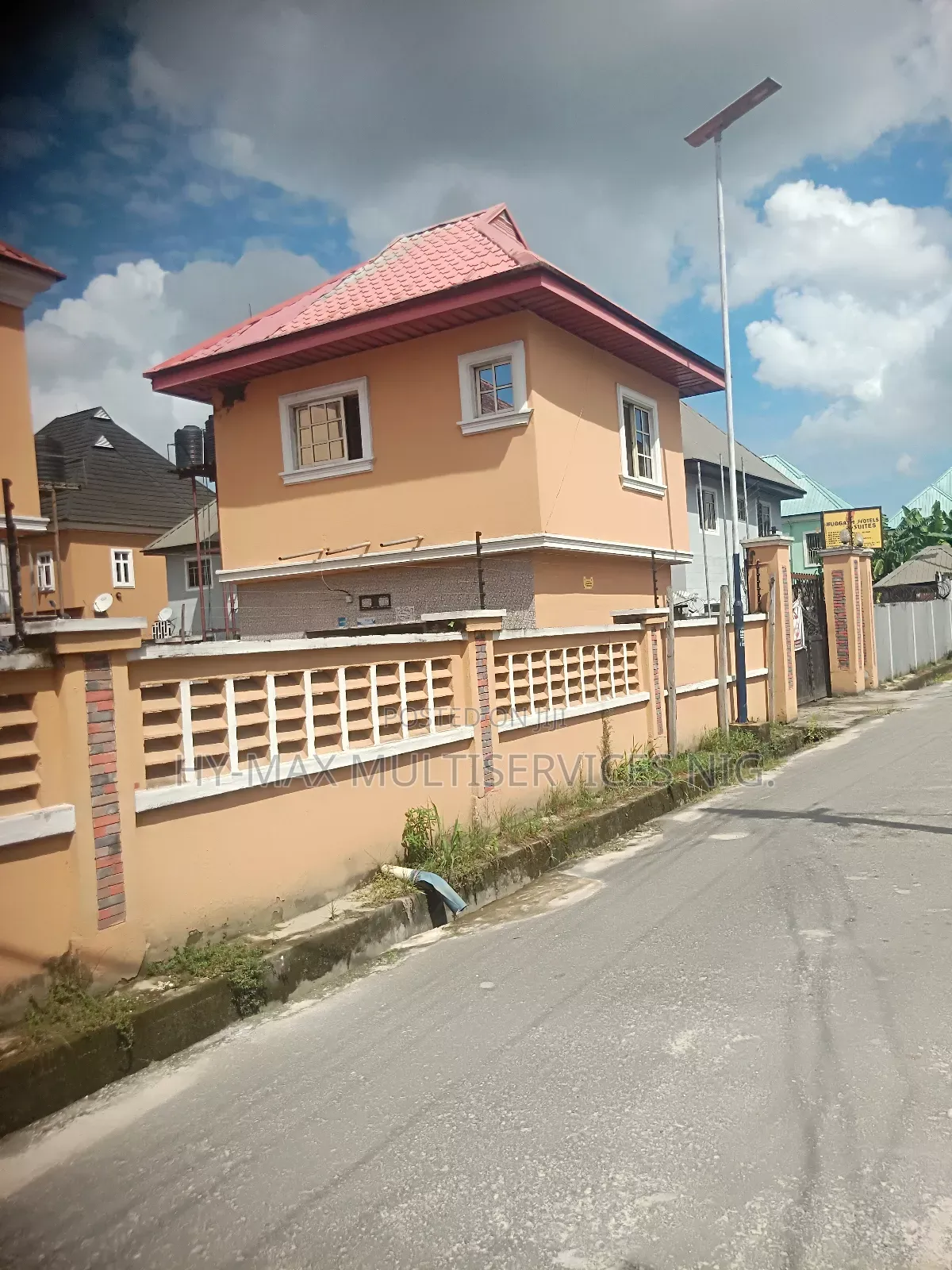 Luxury 16 Room Hotel With Swimming Pool for Sale in PHC in Eneka